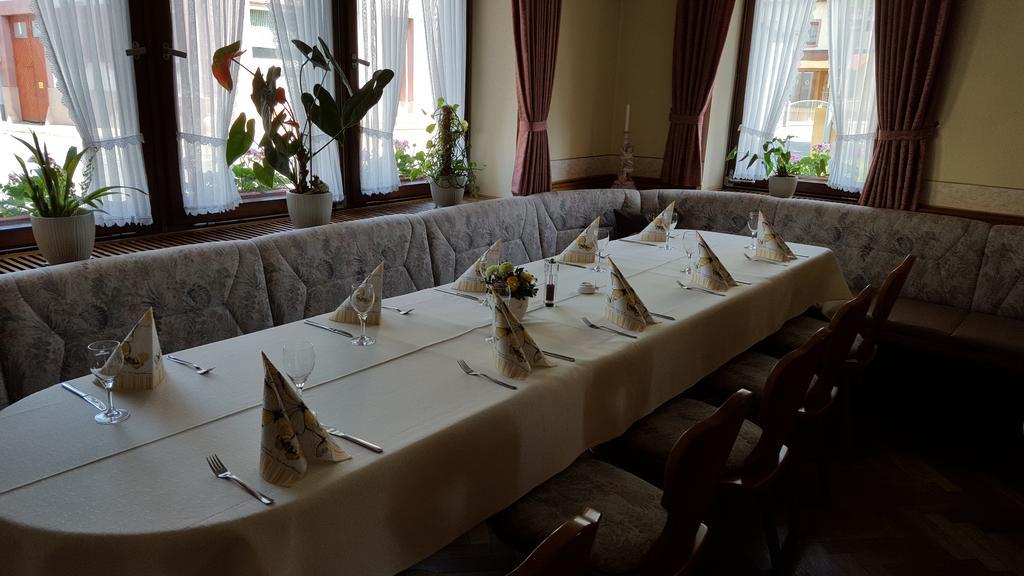 Gasthaus Zum Hirschen 링스헤임 외부 사진