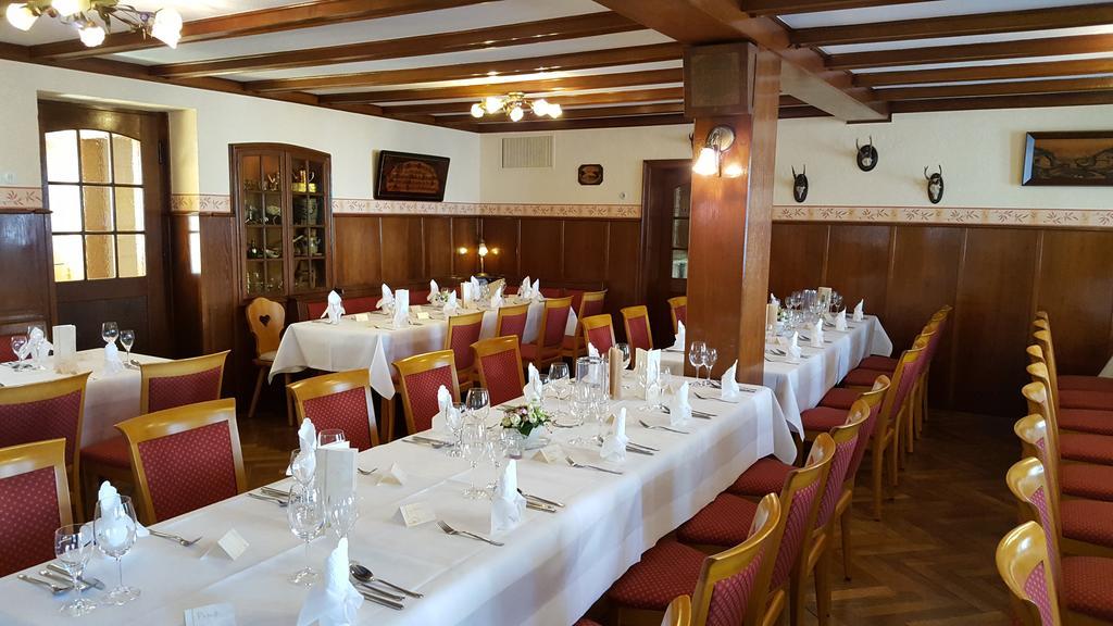Gasthaus Zum Hirschen 링스헤임 외부 사진